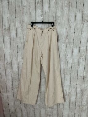 Universal Thread Cream Wide-Leg Flare Jeans